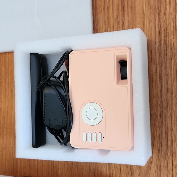 Pink LED Projector - Picture 4 of 4